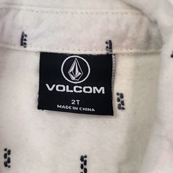 Volcom flannel dress shirt with button snaps, 2T - Picture 2 of 2